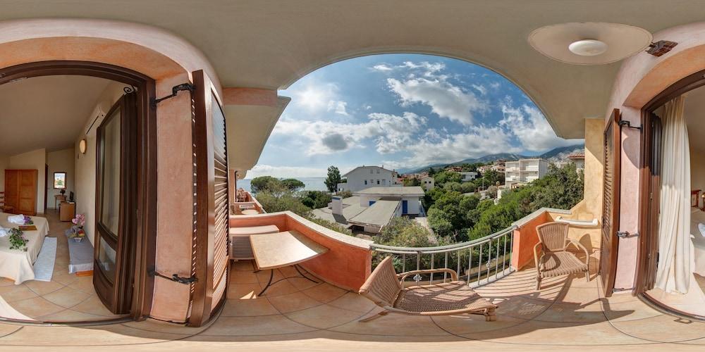 Hotel Ristorante La Conchiglia Cala Gonone Esterno foto