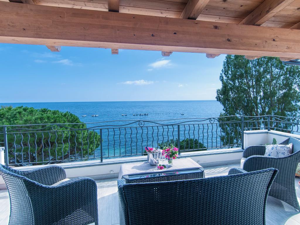Hotel Ristorante La Conchiglia Cala Gonone Esterno foto