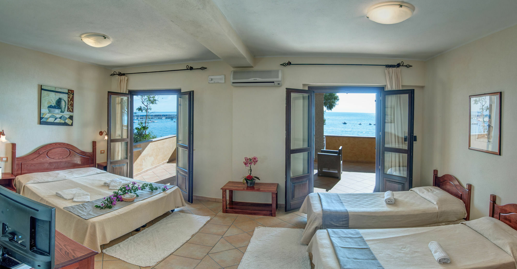 Hotel Ristorante La Conchiglia Cala Gonone Esterno foto
